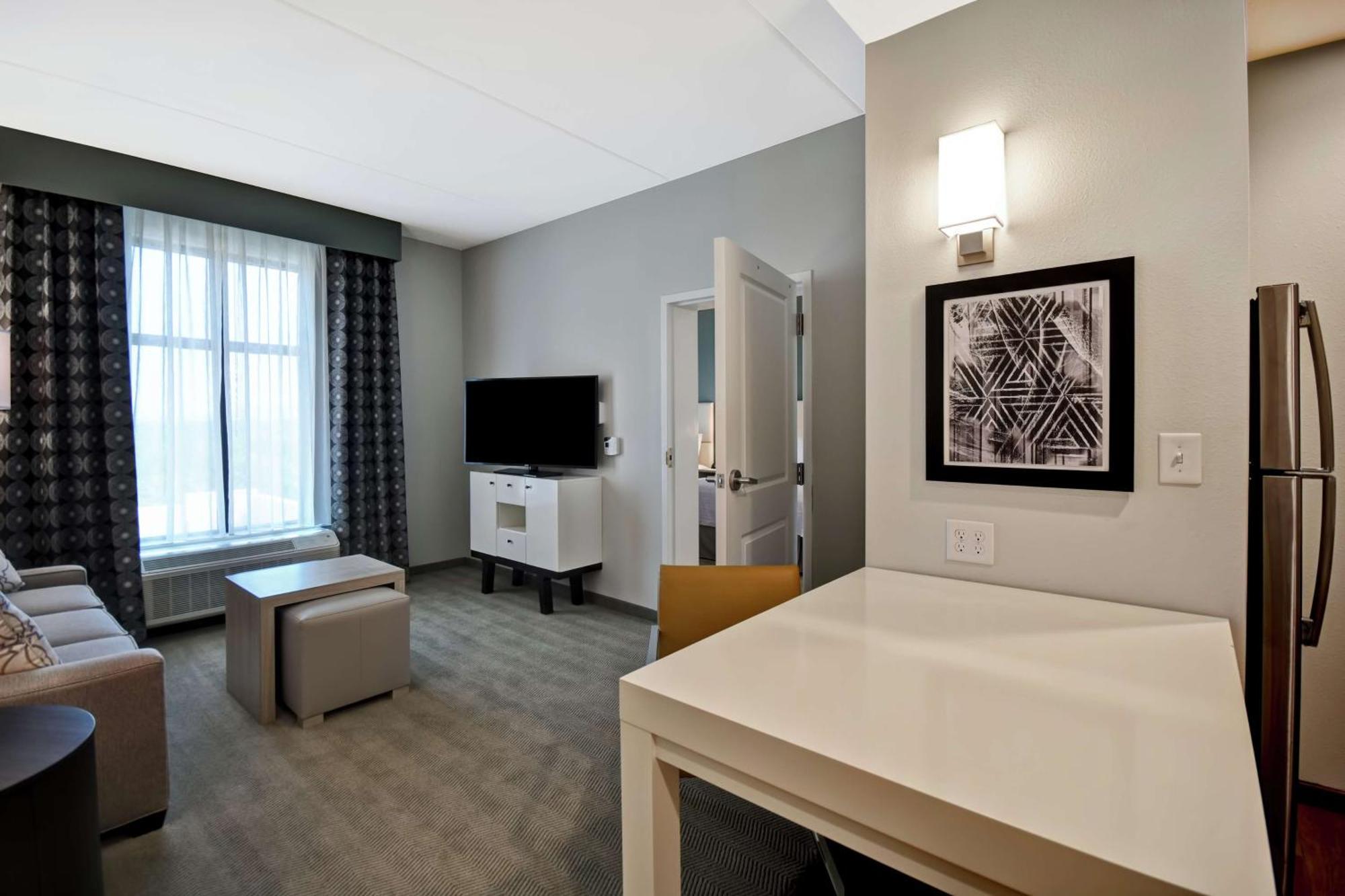 Homewood Suites By Hilton Greenville Downtown Екстериор снимка