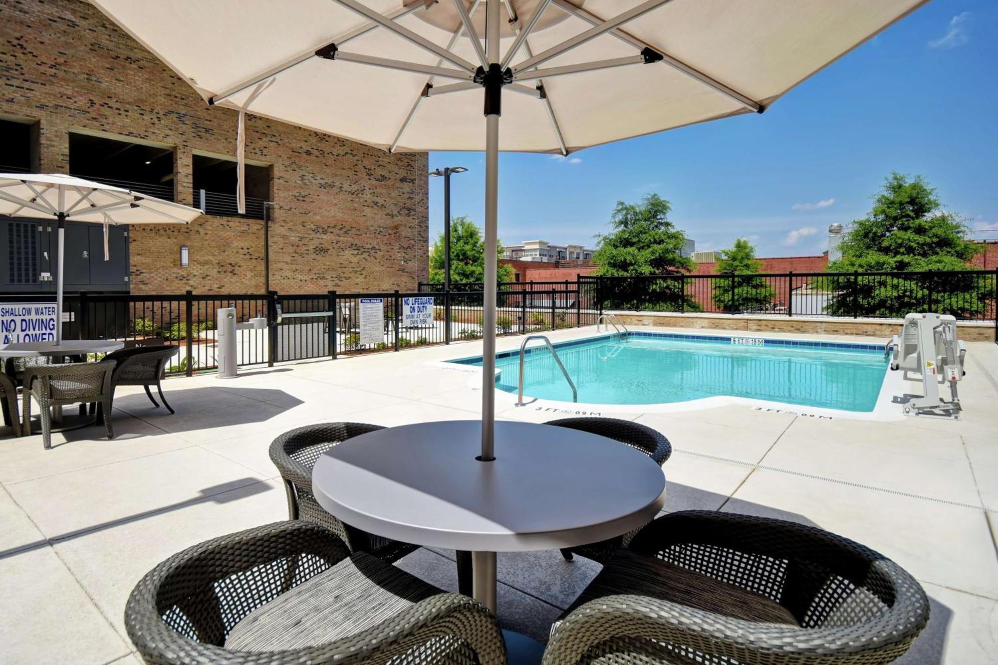 Homewood Suites By Hilton Greenville Downtown Екстериор снимка