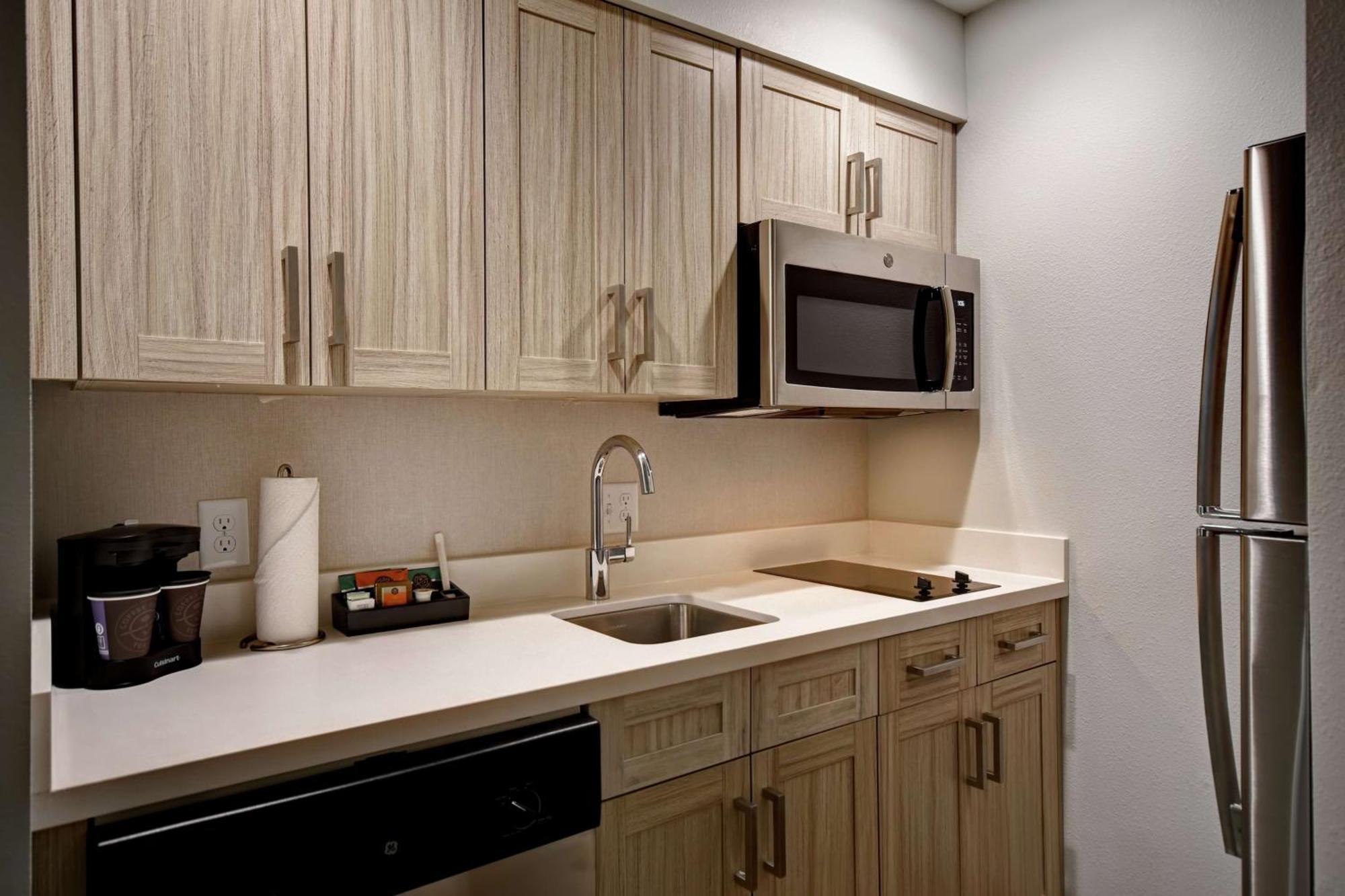 Homewood Suites By Hilton Greenville Downtown Екстериор снимка