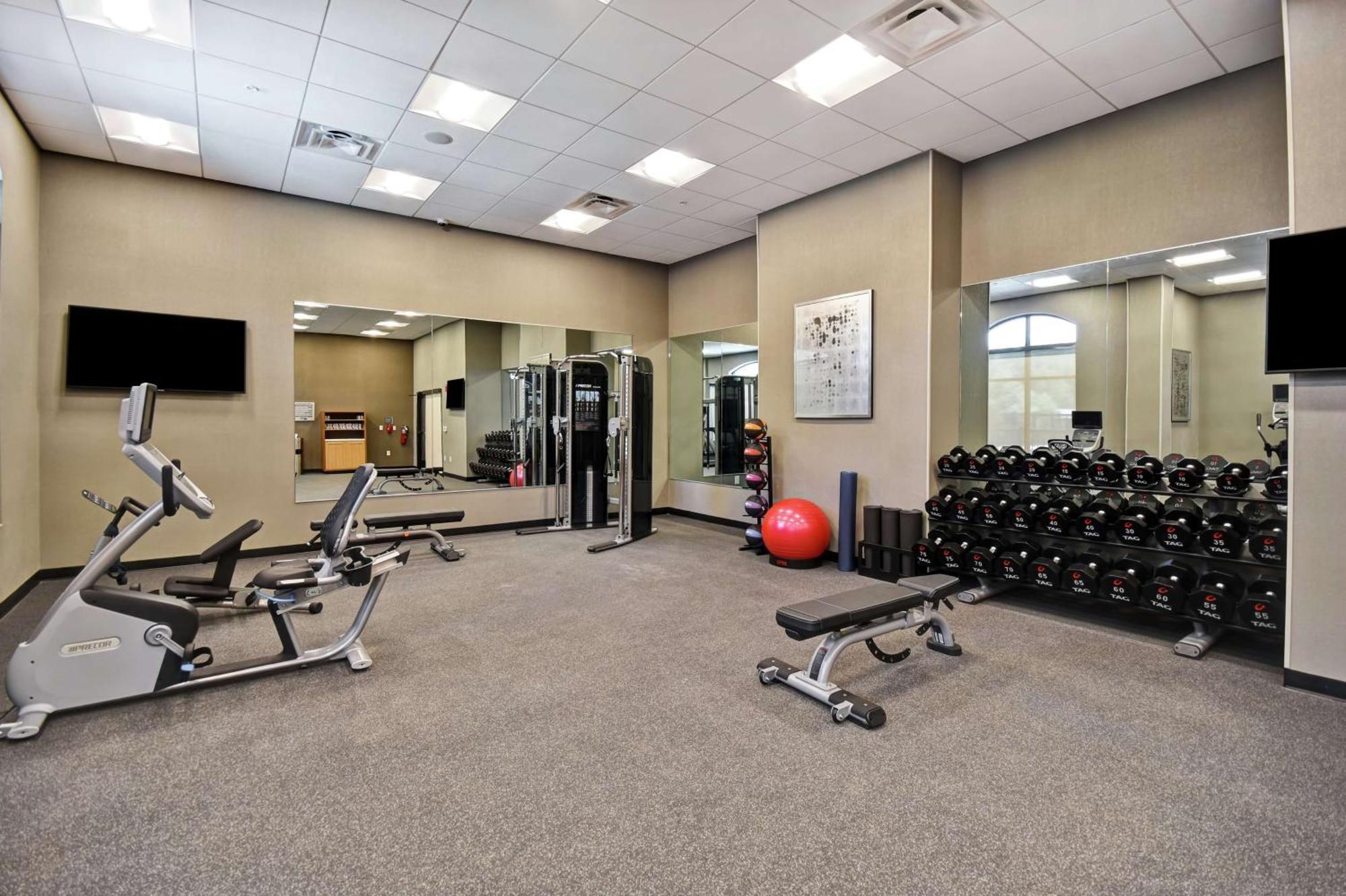 Homewood Suites By Hilton Greenville Downtown Екстериор снимка