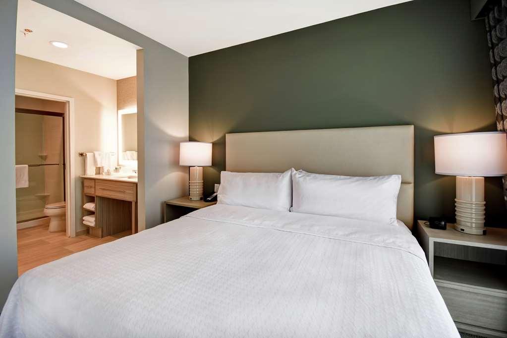 Homewood Suites By Hilton Greenville Downtown Стая снимка